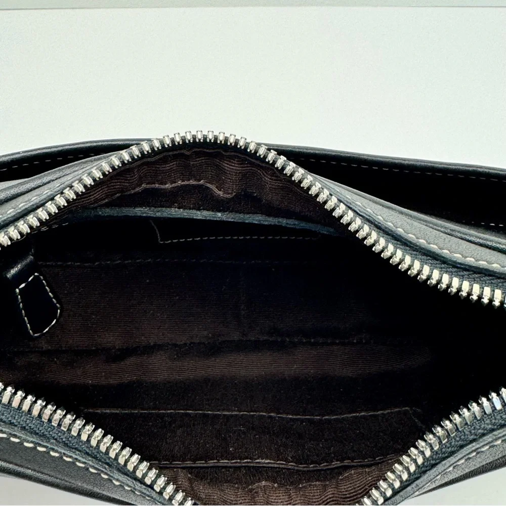 Coach Vintage Hampton Demi Hobo. Smooth, soft black leather. Crescent shape.